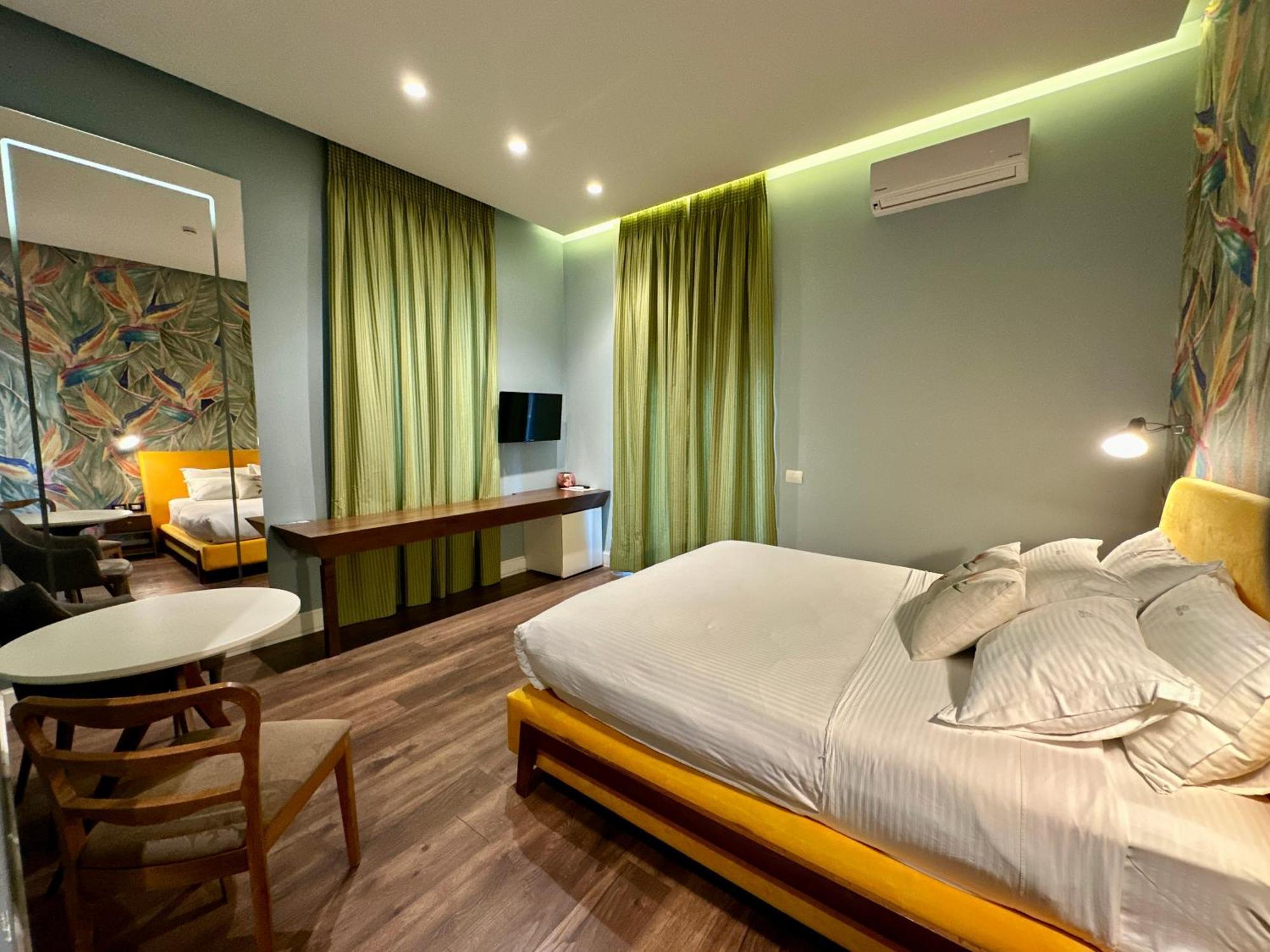 Le Palazzine Hotel Vlore Exterior photo
